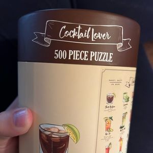 NWT. 500 piece cocktail lover puzzle and poster